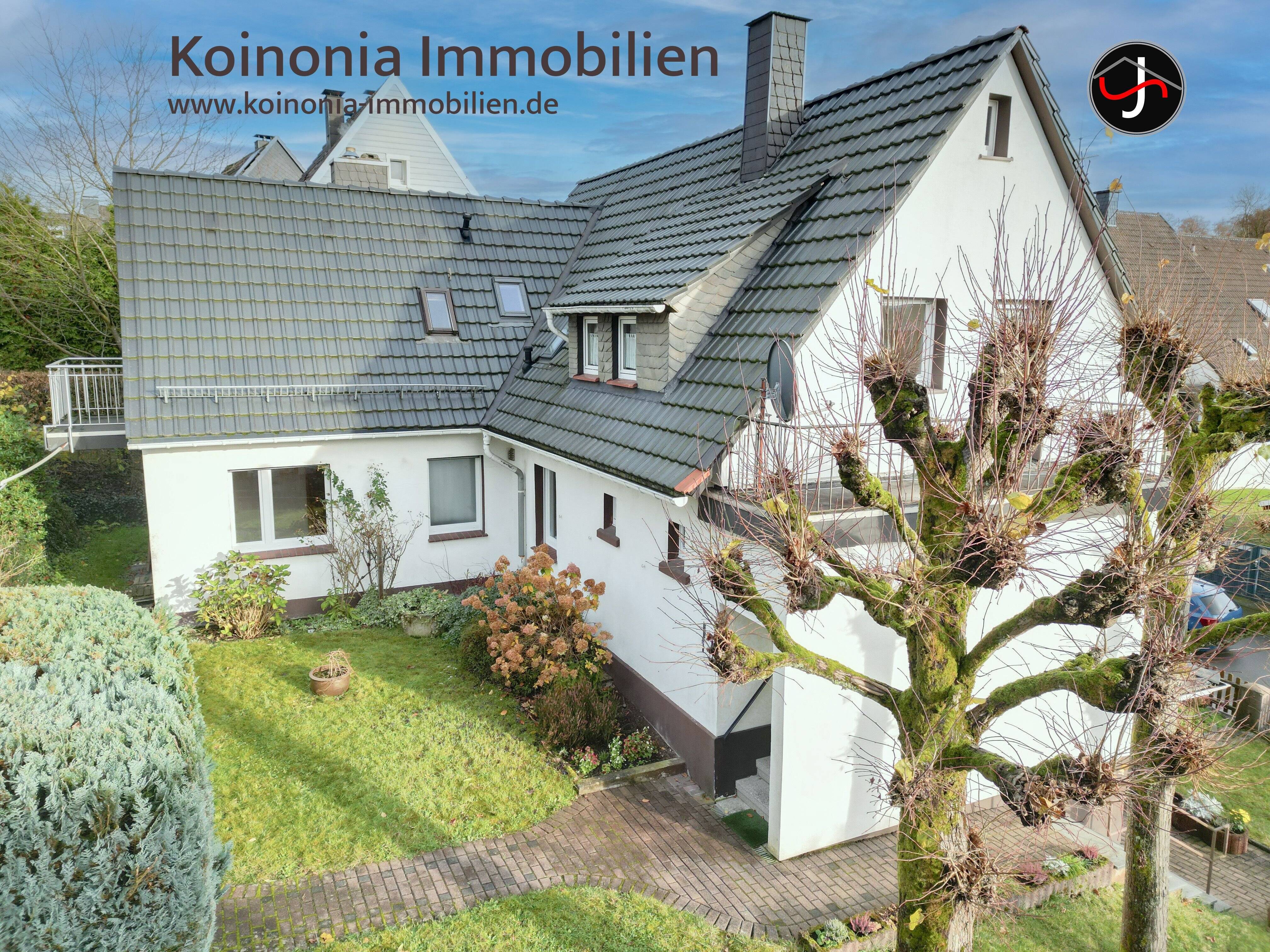 Zweifamilienhaus in Kierspe (Stadtteil Kierspe-Dorf) in zentraler und ruhiger Lage, 58566 Kierspe