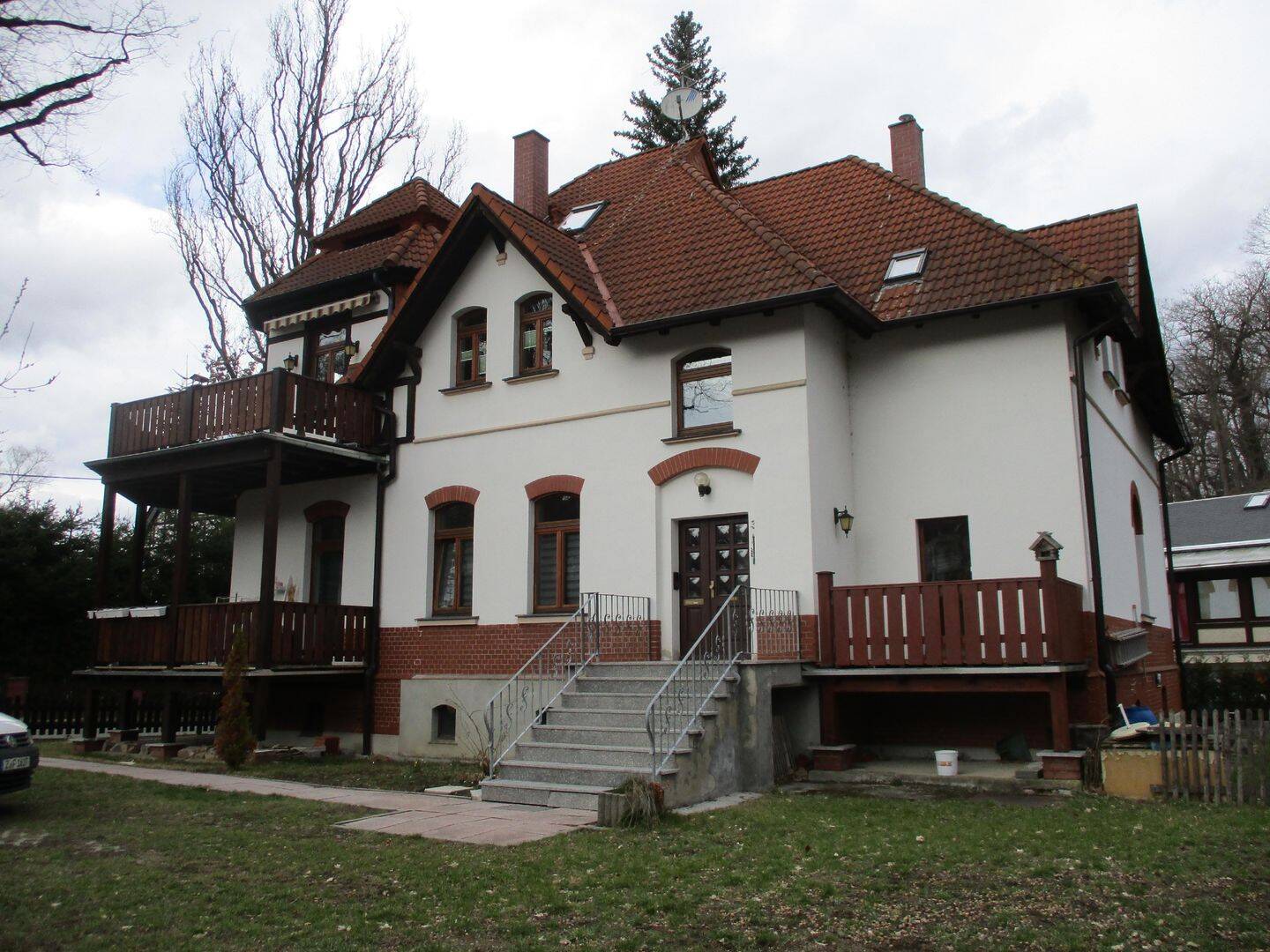 Ruhig wohnen am Stausee – gemütliche 2-Raum-Wohnung mit Balkon & Garten, 8371 Glauchau