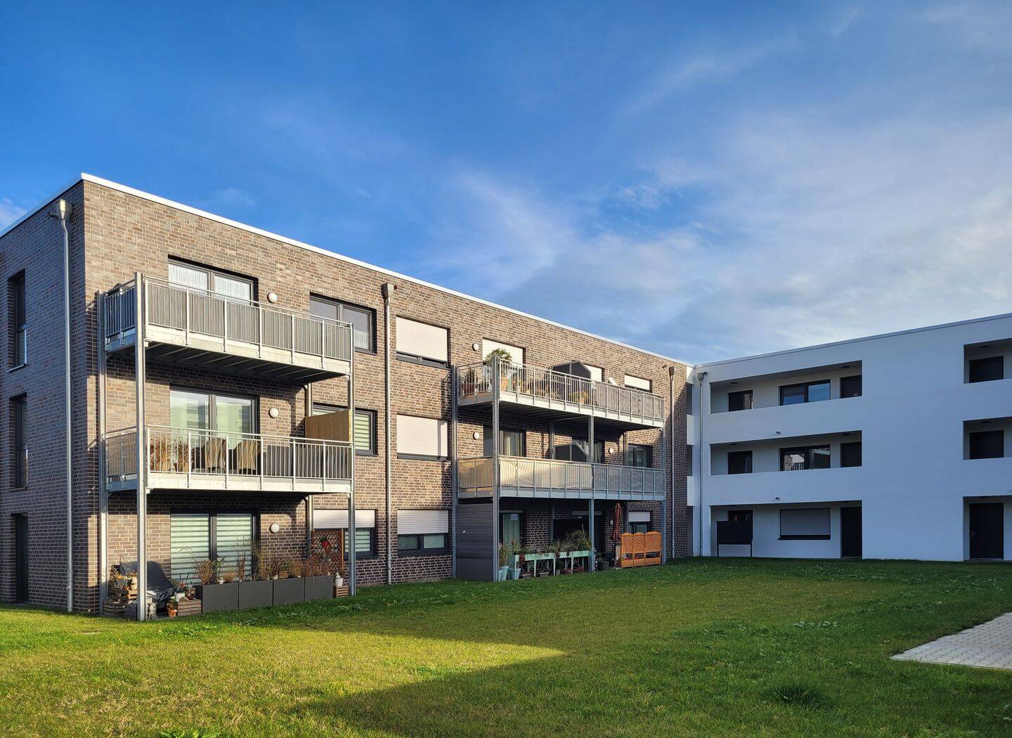 WBS erforderlich | 3-Zi.-Whg. mit Balkon. Anfrage über: https://jaderberg.exklusiv-wohnbau.de, 26349 Jade