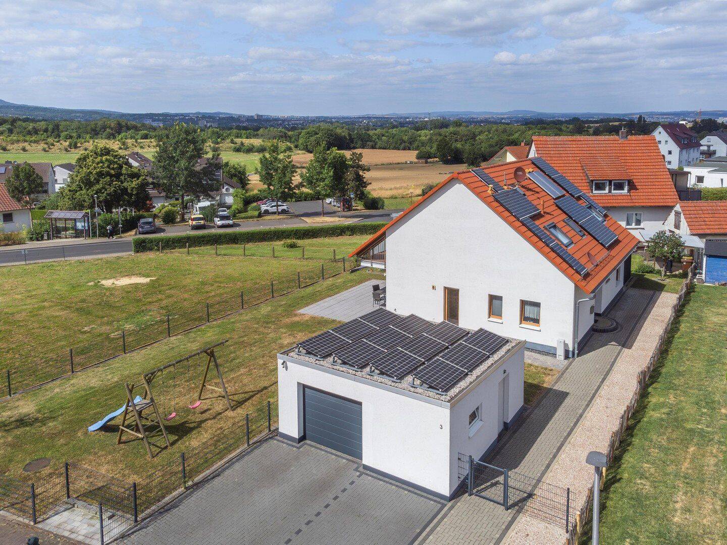 Kfw-70 EFH massiv, opt. 2. Wohnung, TOP Lage, Bj 2017, PV-Speicher-Wallbox, Fußbodenheizung, Kamin, 34225 Baunatal