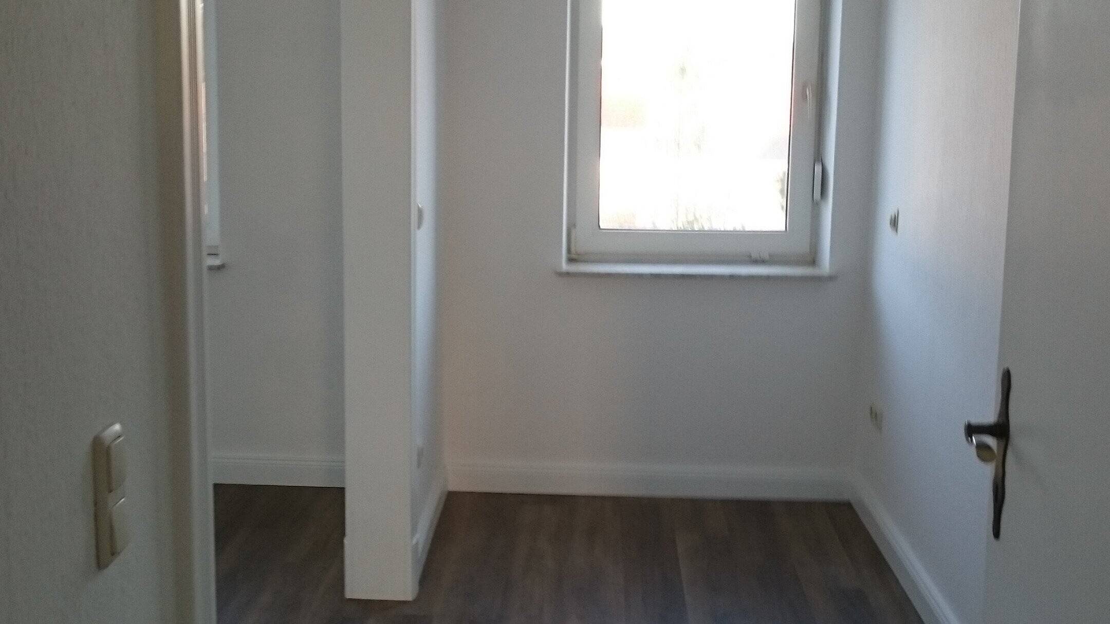 Attraktive, gepflegte 5-Zimmer-Wohnung mit gehobener Innenausstattung in Varel, 26316 Varel
