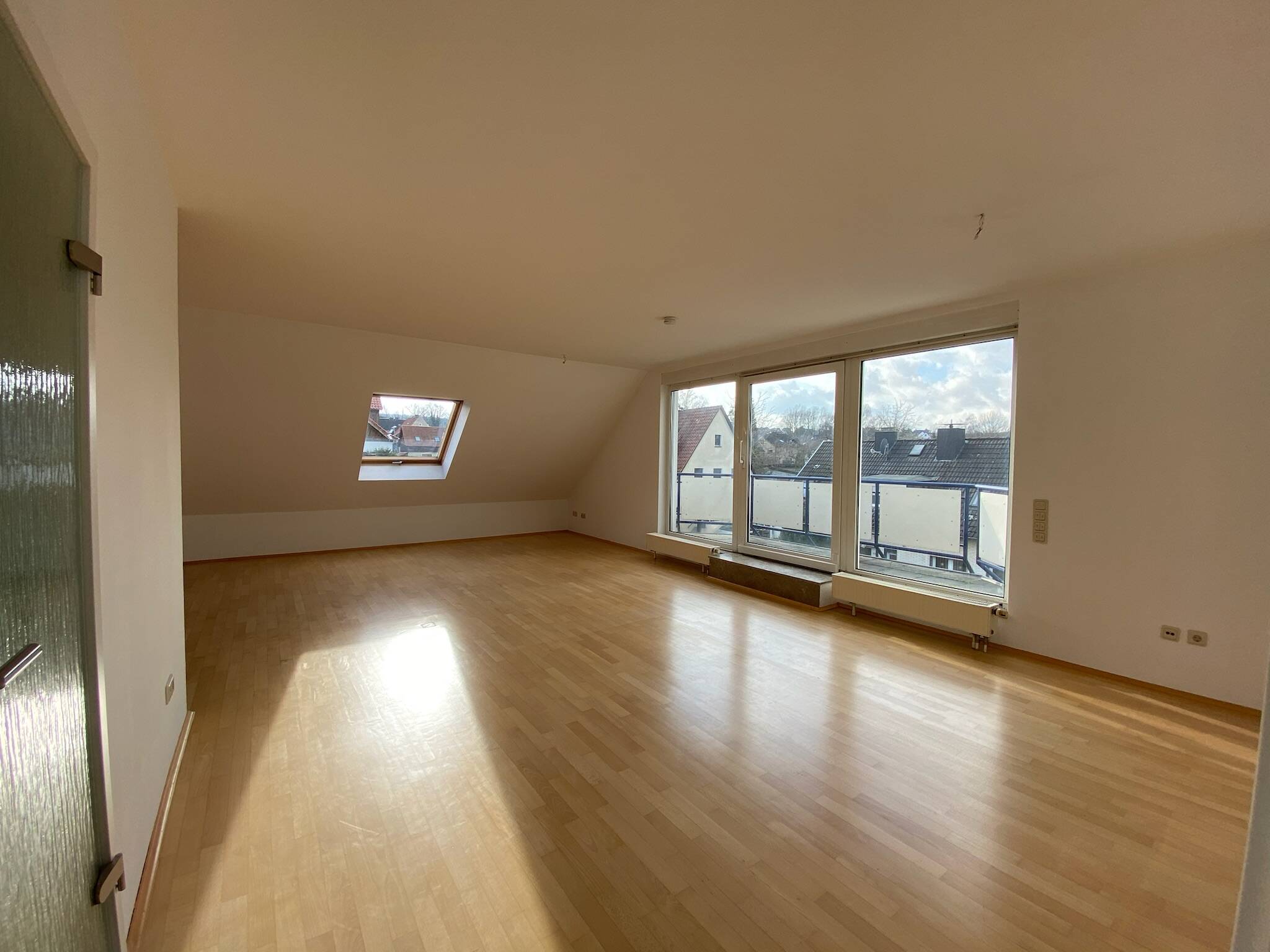 Lichtdurchflutete 2,5 Zimmer Maisonette-Wohnung in ruhiger Lage, Nähe Aplerbecker Wald, 44287 Dortmund (Aplerbeck Aplerbecker Mark Berghofen Schüren Sölde)