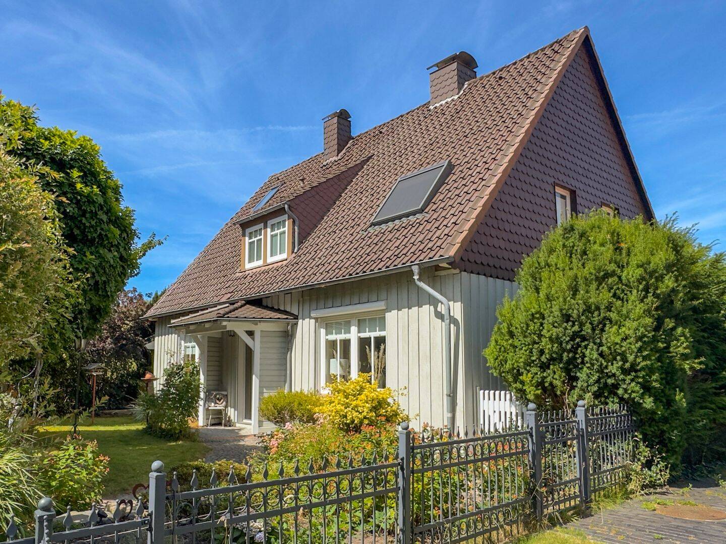 Historischer Wohntraum hinter dem Deich – stilvoll renoviertes Einfamilienhaus mit, 27612 Loxstedt