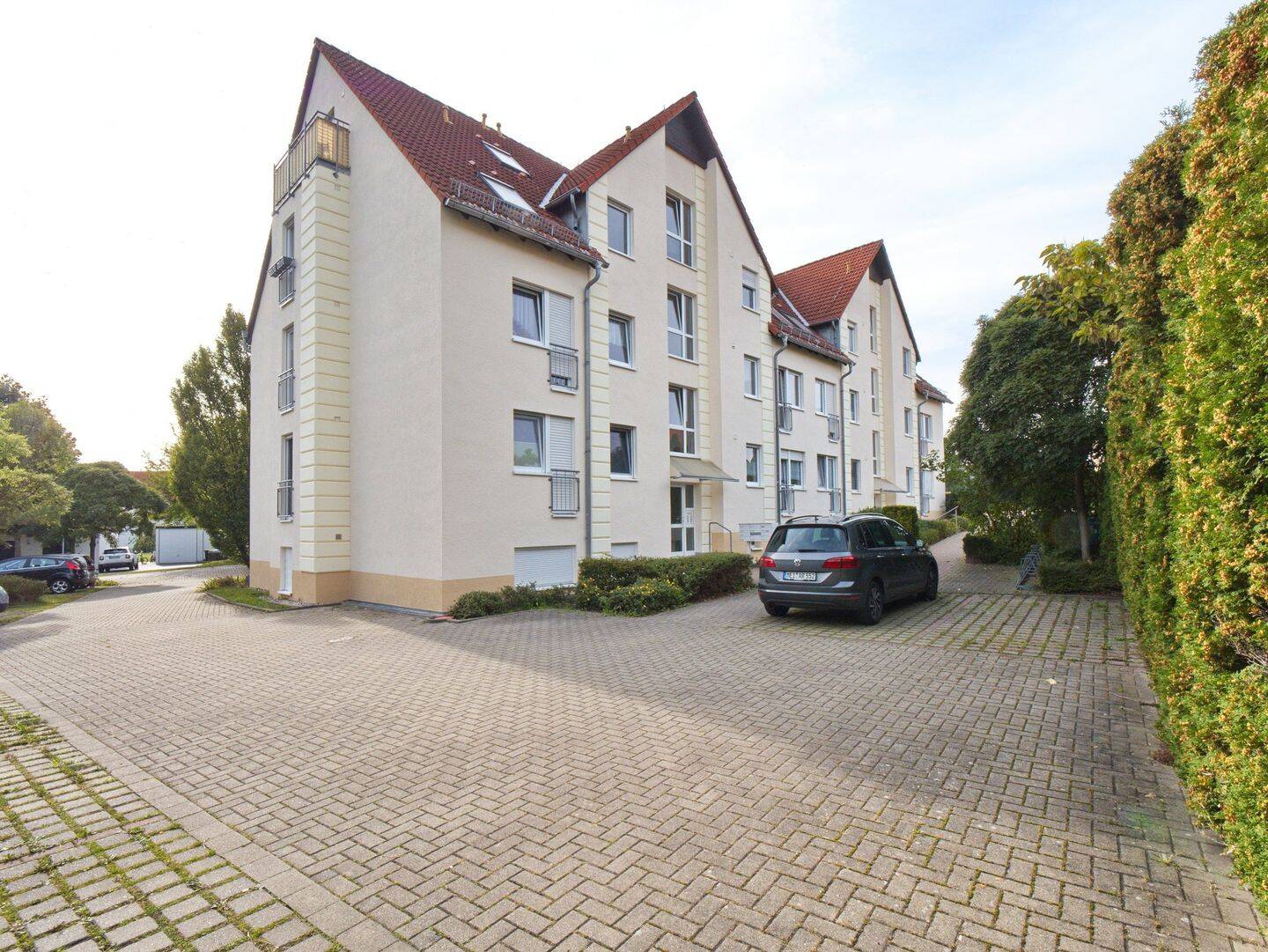 Laminat – Offene Küche – Stellplatz – 1 Zimmer Wohnung in Klipphausen mieten, 1665 Klipphausen