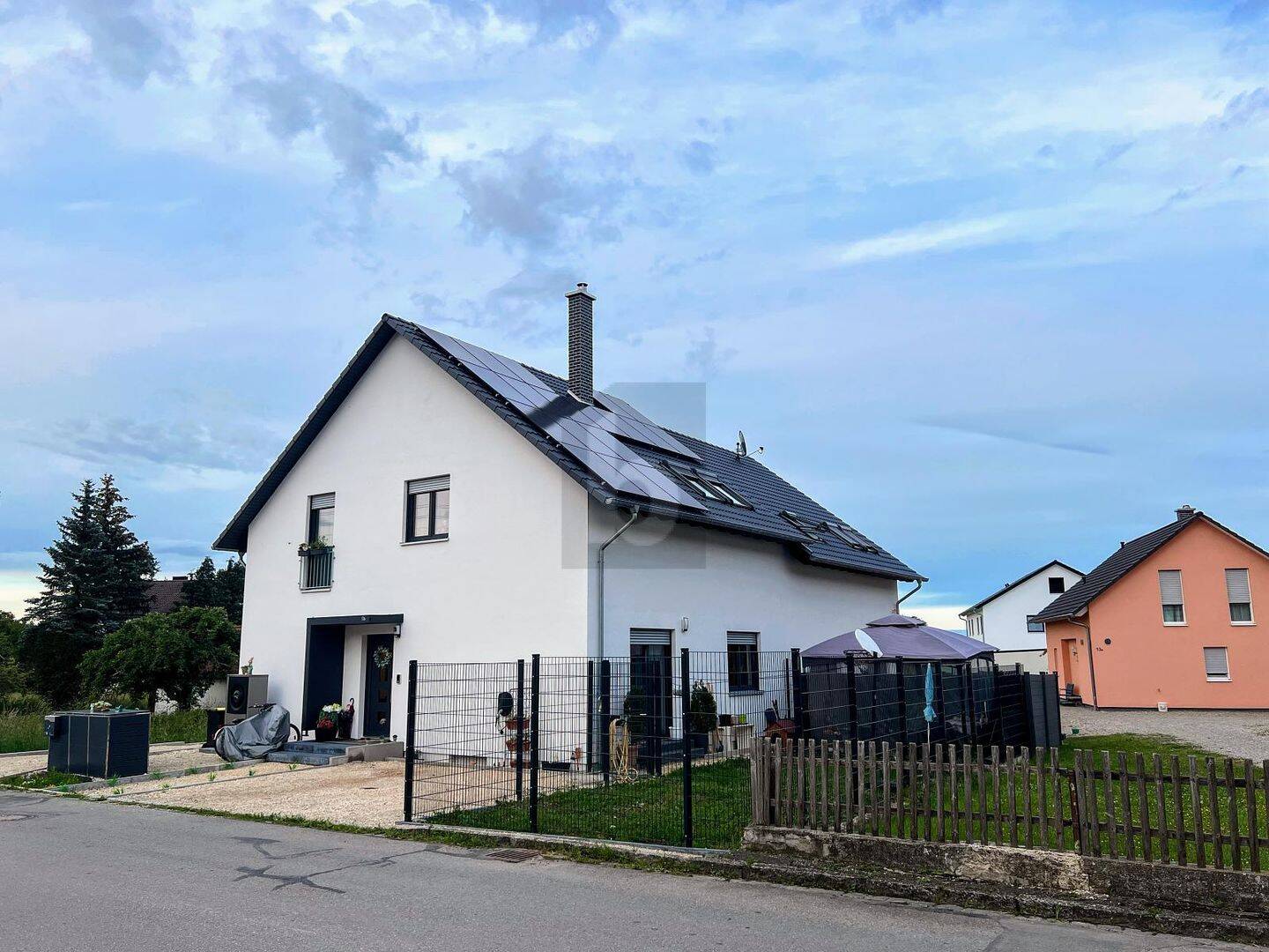 MODERNES WOHNEN IN NATURNÄHE – EIN FAMILIENTRAUM, 86695 Nordendorf