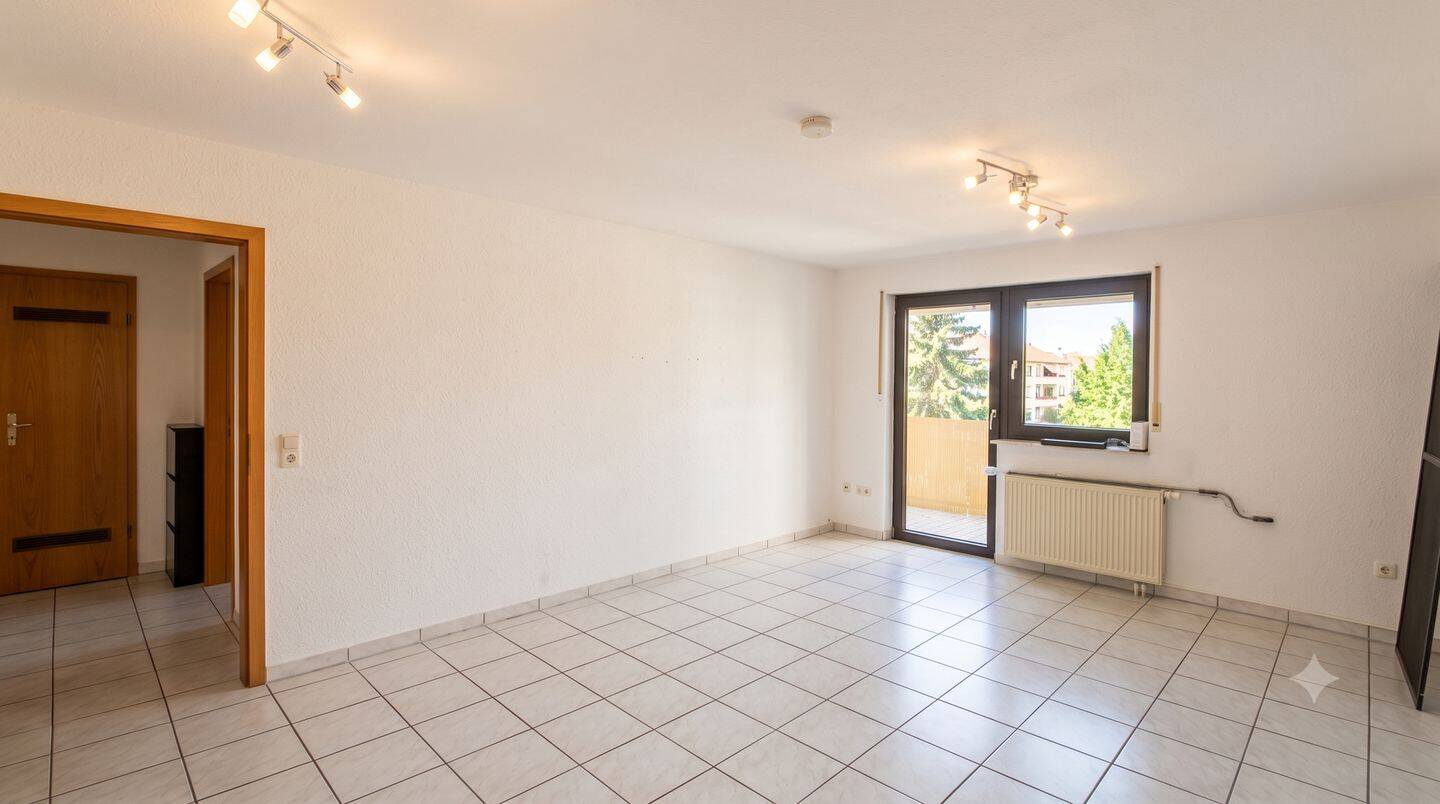 Helle 3,5-Zimmer-Wohnung mit Balkon ins Grüne, Tageslichtbad & Tiefgaragenstellplatz, 67065 Ludwigshafen am Rhein (Gartenstadt Maudach Mundenheim Rheingönheim West)