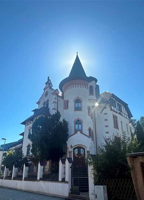 Großzüge Wohnung im Villenviertel von Eisenach zu vermieten!, 99817 Eisenach