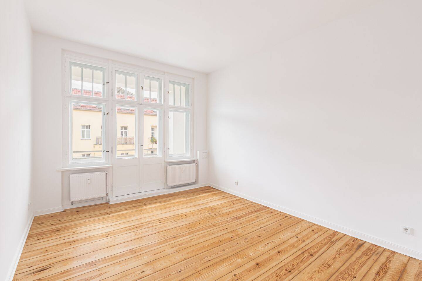 Urbaner Wohntraum im Altbau am Landwehrkanal, 12435 Berlin (Treptow-Köpenick Alt-Treptow Kleingartenanlage Rathaus Plänterwald)