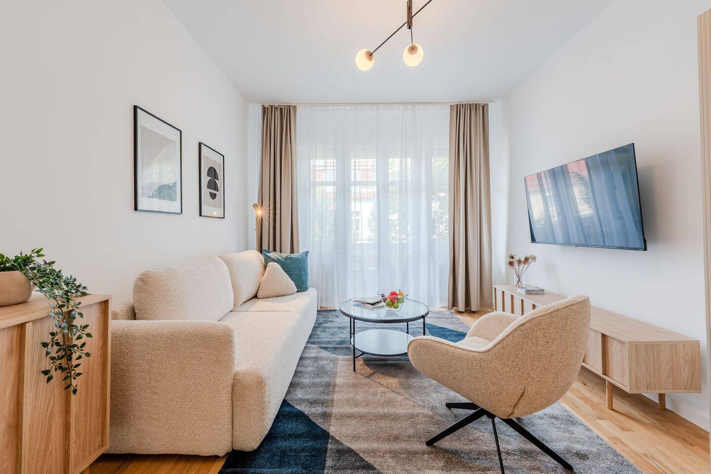 Modern möblierte 2-Zi.-Wohnung mit Balkon in Neukölln, 12047 Berlin (Neukölln Kolonie Freie Stunde)