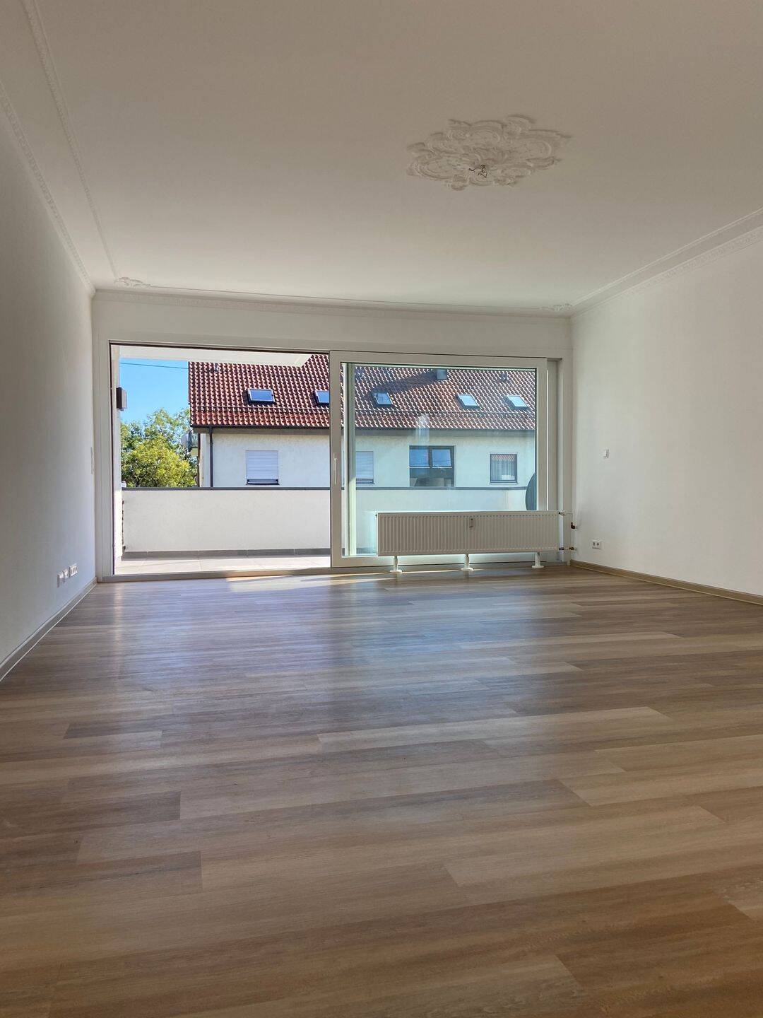 3,5 Zimmer Wohnung direkt an der S-Bahn Bernhausen zu vermieten!, 70794 Filderstadt