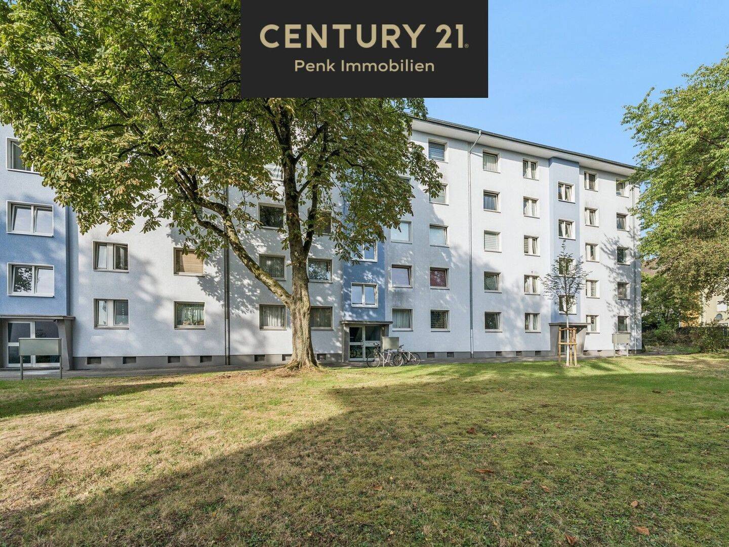 Uni-nah wohnen: 3-Zimmer-Wohnung mit Balkon und Einbauküche in Essen, 45141 Essen (Frillendorf Nordviertel Stoppenberg)