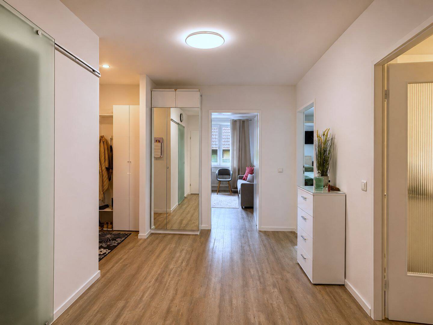 Einfach einziehen – kernsanierte 3-Zimmer-Eigentumswohnung mit modernem Ambiente in Hamburg, 22147 Hamburg (Wandsbek Rahlstedt)