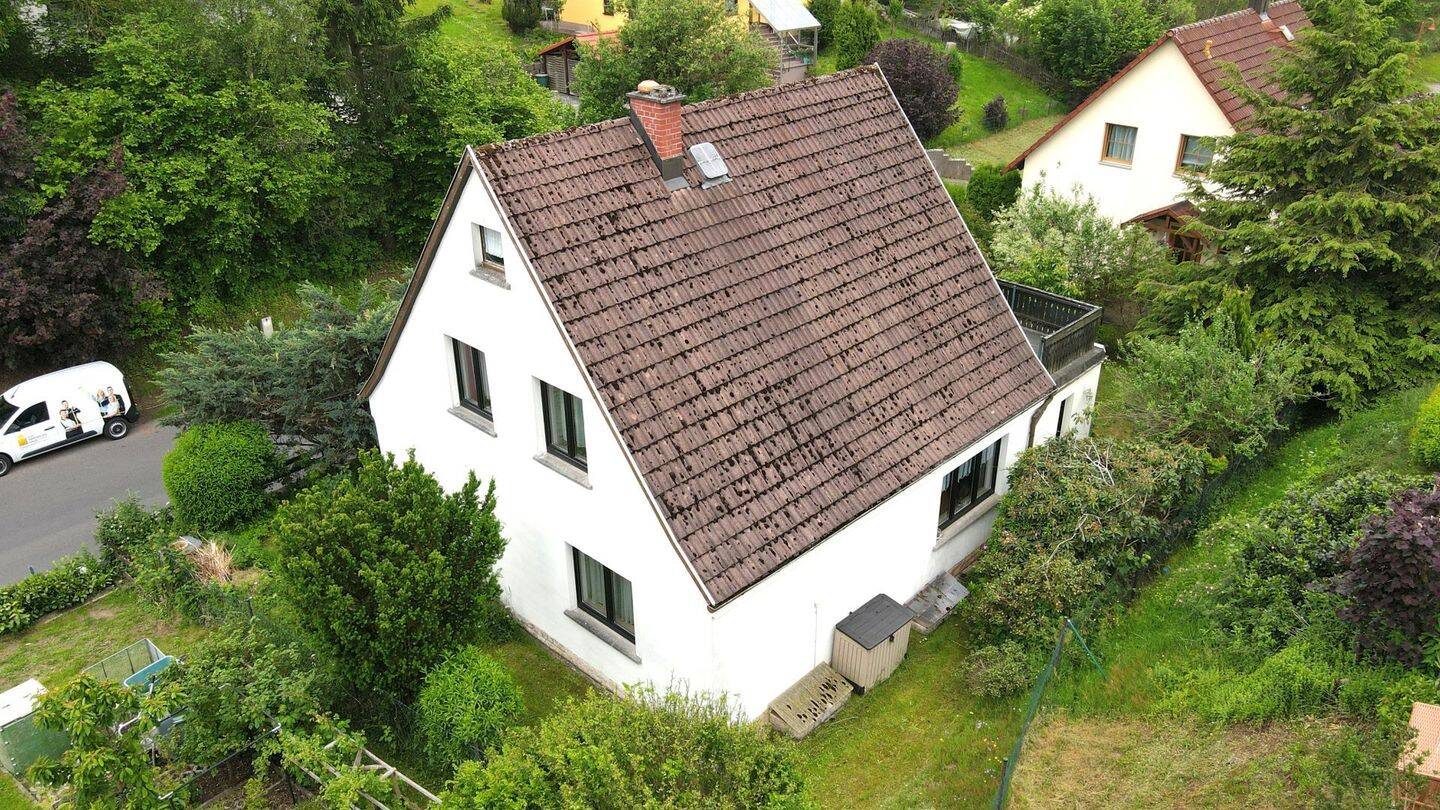 Baujahr 1982! Solide und massiv! Gute Bausubstanz! Provisionsfrei!, 98529 Suhl (Mäbendorf Suhl Albrechts Dietzhausen Wichtshausen)