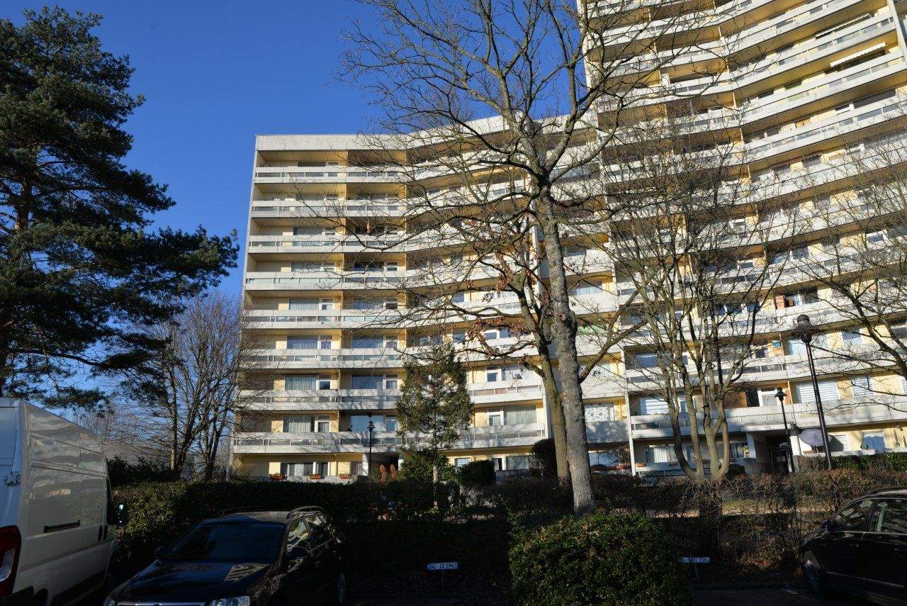 4 Zimmer Wohnung zur Verkaufen in Gronau, 51469 Bergisch Gladbach