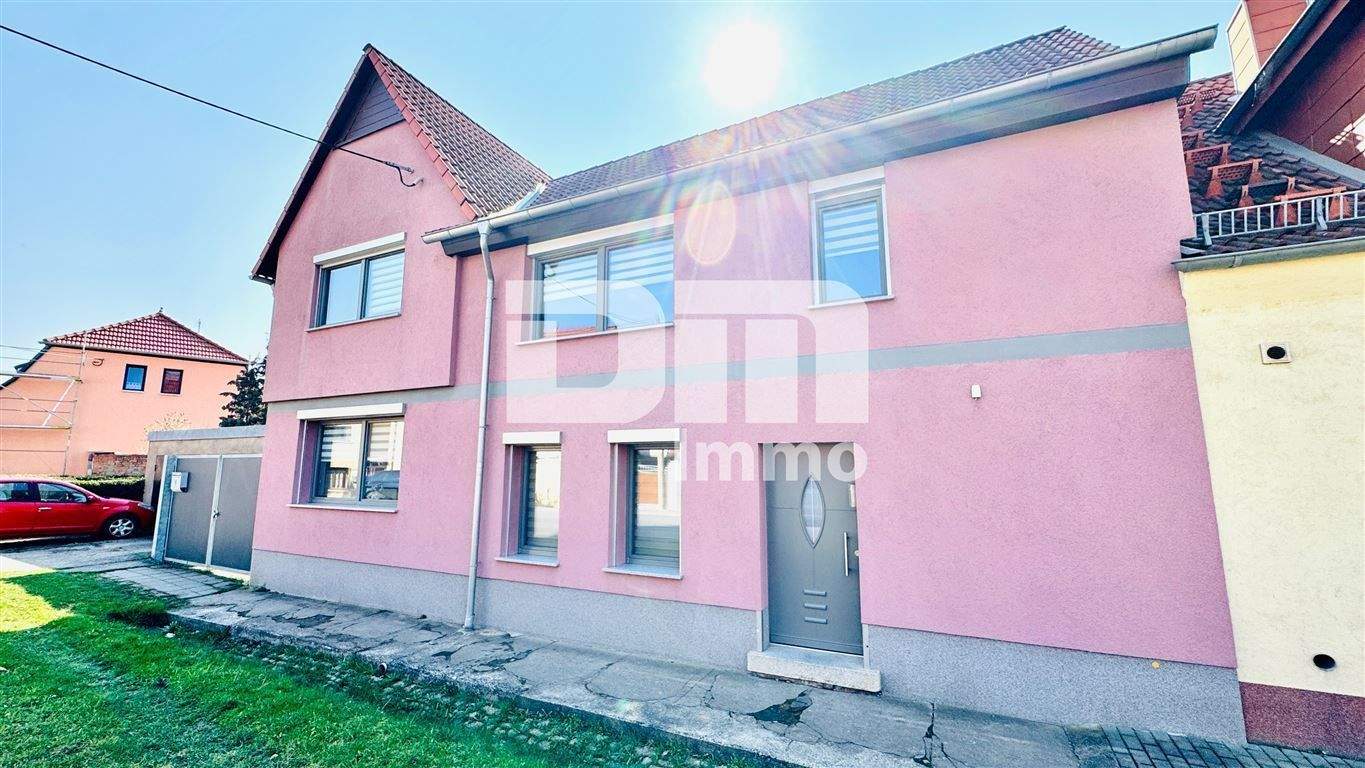 Schönes Wohnhaus mit Doppelgarage, Terrasse und Nebengelass in Traumlage, 99095 Erfurt (Mittelhausen Schwerborn Stotternheim)