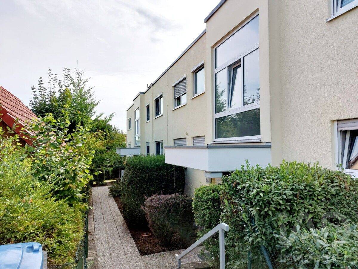Exklusive 5-Zimmer Wohnung, 116m², zwei Stellplatz-zwei Balkone Naturblick in Bad Kissingen, 97688 Bad Kissingen