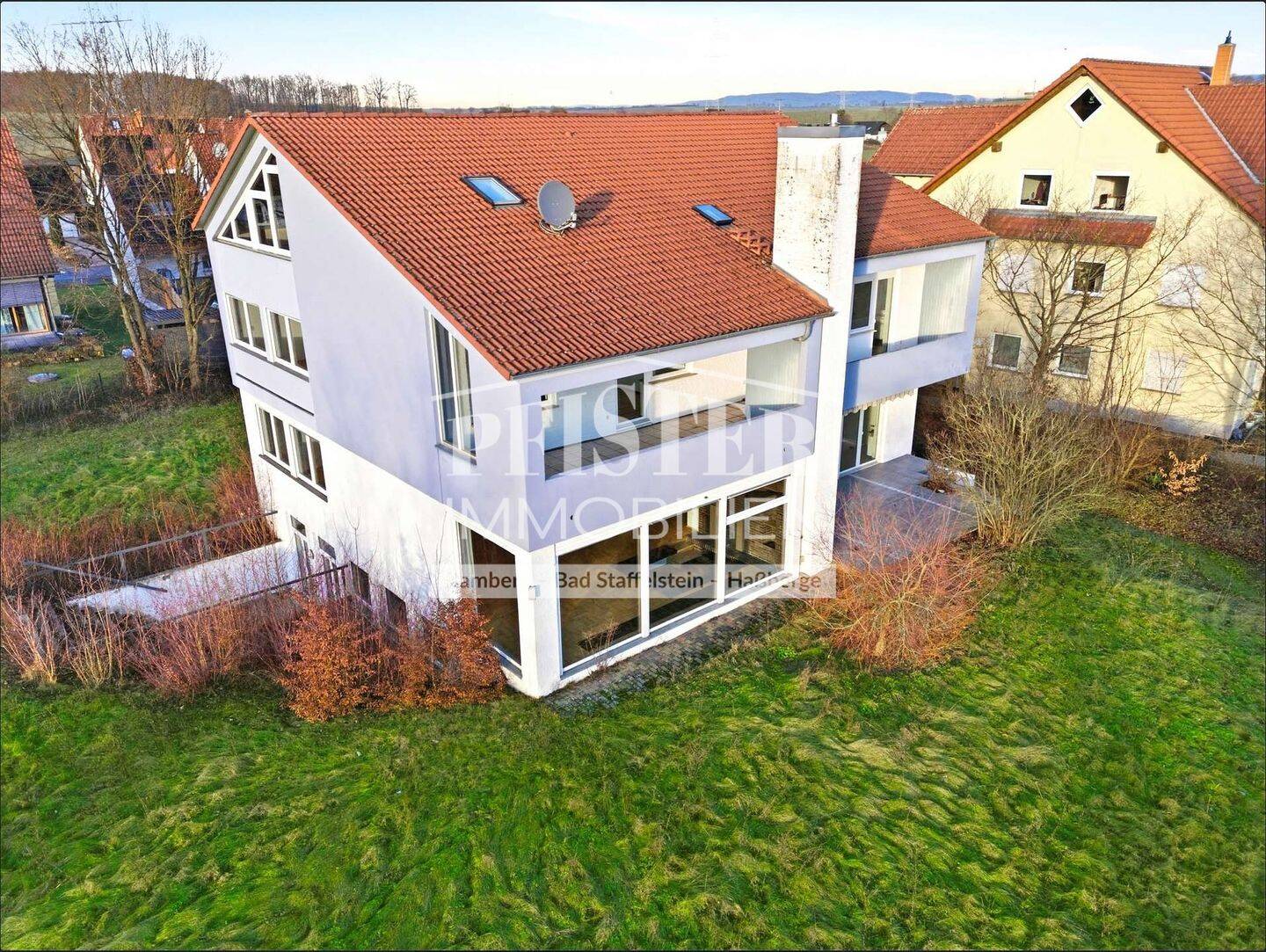 Individuelles Architektenhaus mit großzügigem Grundstück in Memmelsdorf OT, 96117 Memmelsdorf