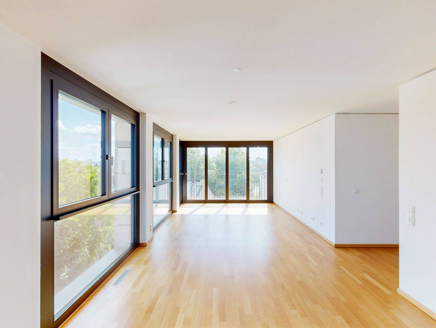 Urbanes Wohnen: 3-Zimmer-Wohnung mit Ausblick, 60311 Frankfurt am Main (Altstadt Innenstadt)