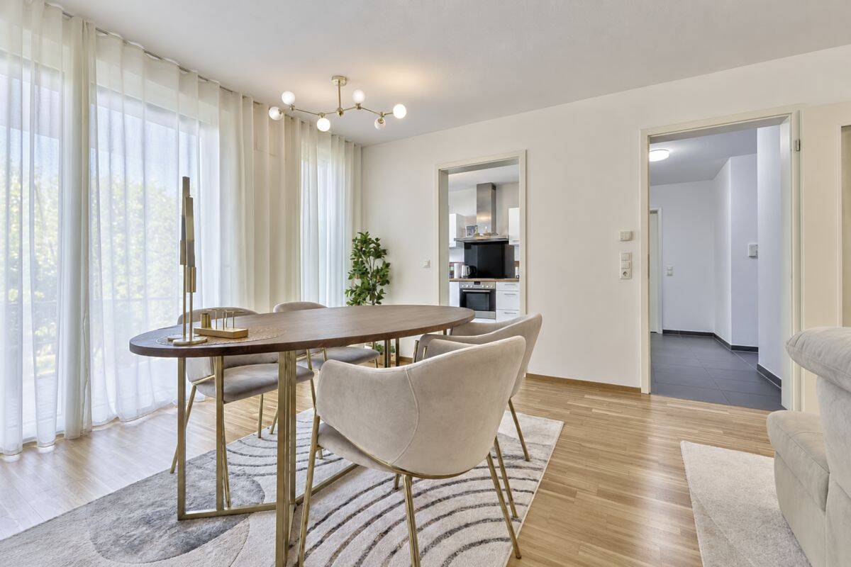 TÜR AUF. GARTEN AN: Barrierefrei, ca. 80 m² eigenes Grün, sofort verfügbar, Energieklasse B!, 86199 Augsburg (Bergheim Göggingen Haunstetten Inningen)