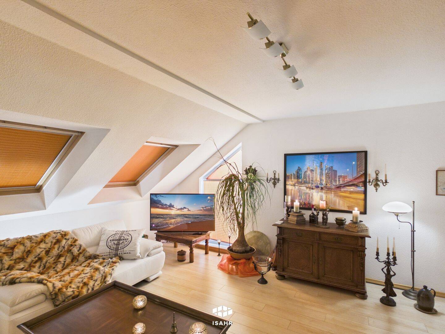 Traumhafte 2-Zimmer-ETW mit Kamin, Terrasse & Einbauküche in Cottbus-Branitz, 3042 Cottbus (Branitz Merzdorf Mitte Sandow)