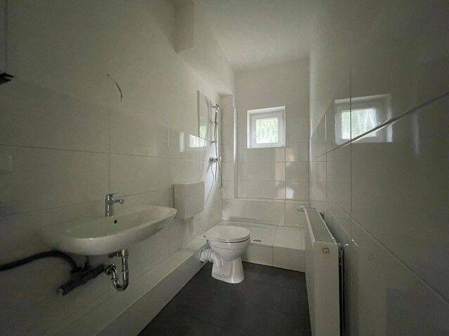 Geräumige 3-Zimmer-Wohnung im Hansaviertel, 26382 Wilhelmshaven (Bant Heppens Innenhafen Innenstadt Siebethsburg)
