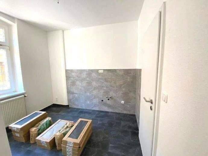 RUHIGE LAGE / KOMPLETT SANIERT / SCHÖNER GARTEN / ZENTRAL, 8468 Reichenbach im Vogtland