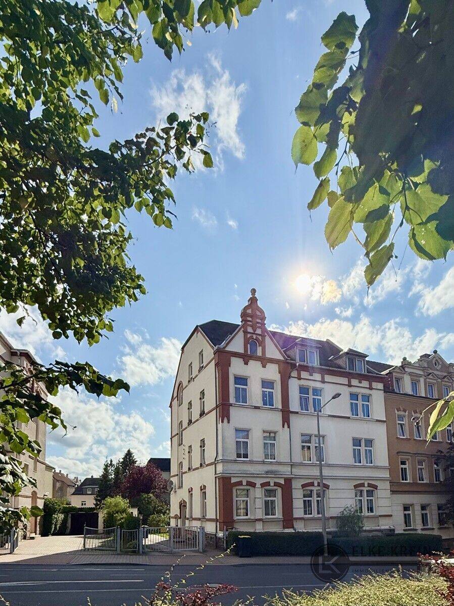 Großzügige 3-Zimmer-Dachgeschosswohnung mit Einbauküche und Gartennutzung in Freiberg, 9599 Freiberg