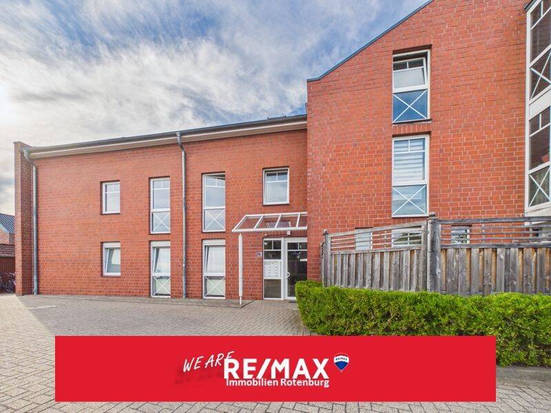 Helle 2-Zimmer-Dachgeschosswohnung mit Wintergarten-Loggia und Pkw-Stellplatz, 27356 Rotenburg (Wümme)