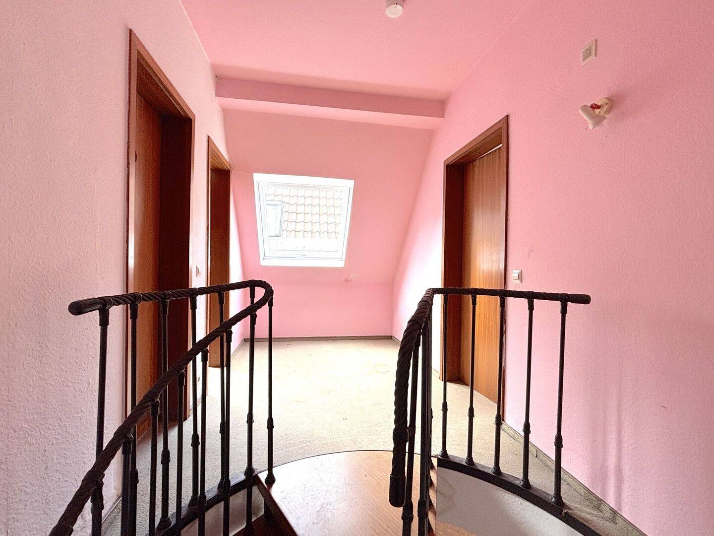 Zentrale Lage: 3-Zimmer Maisonettewohnung zur freien Gestaltung, 76593 Gernsbach