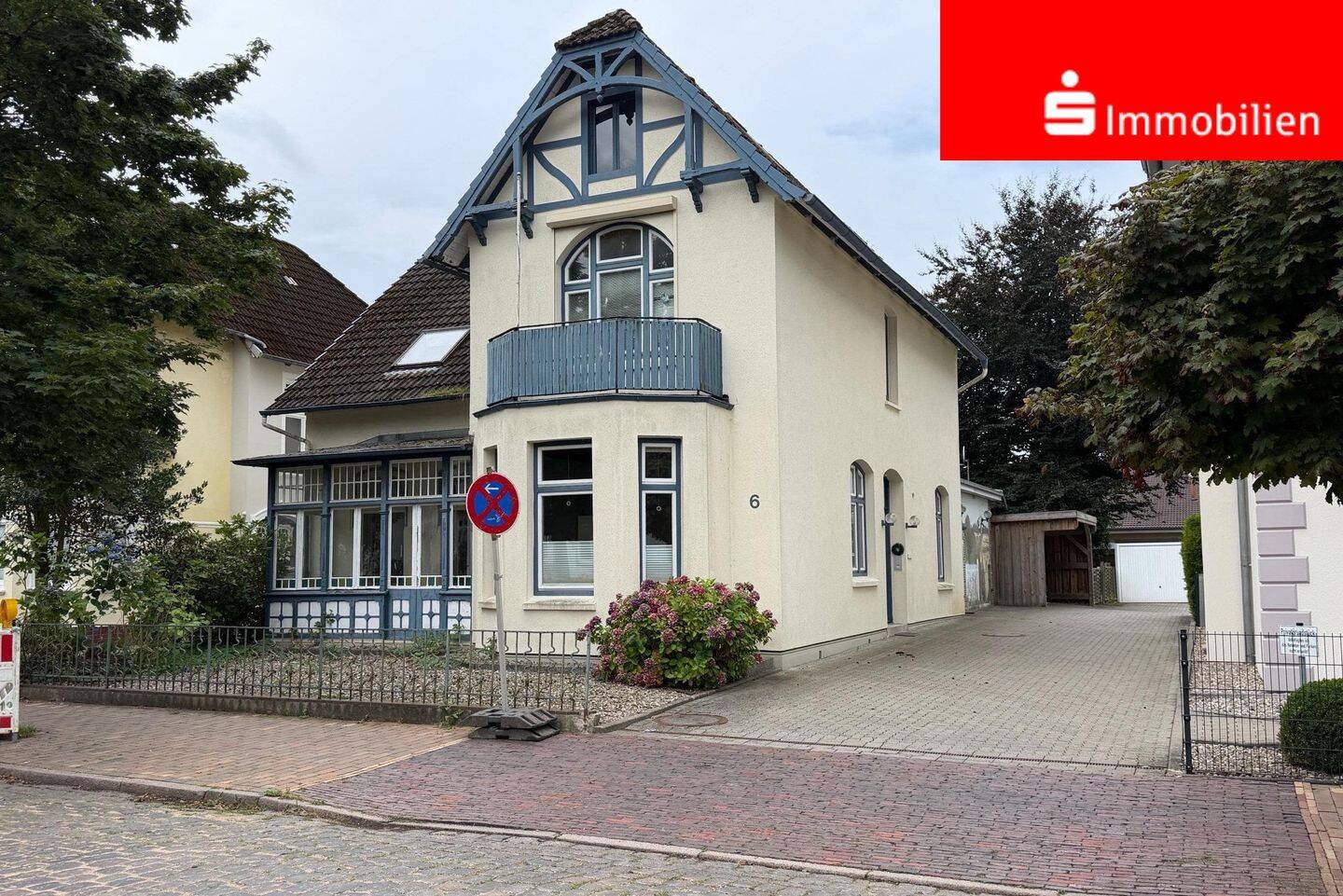 Repräsentative Stadtvilla in bevorzugter Lage von Heide, 25746 Heide