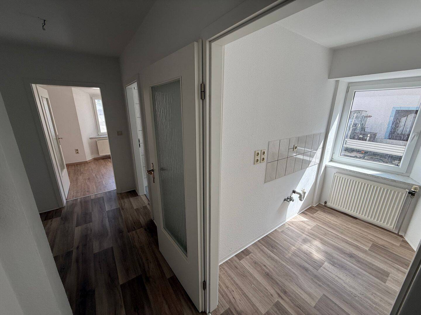 Helle 2-Raum-Hochparterre-Wohnung in Auma, 7955 Auma-Weidatal