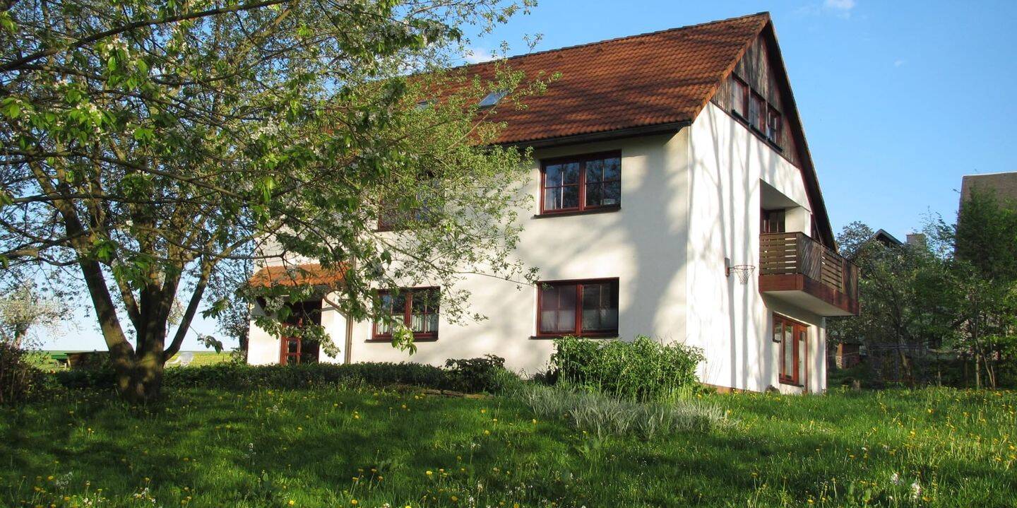 helle, ruhige 3,5-Raum-Wohnung 89 m2 mit Terrasse, Garten, EBK, 9569 Oederan