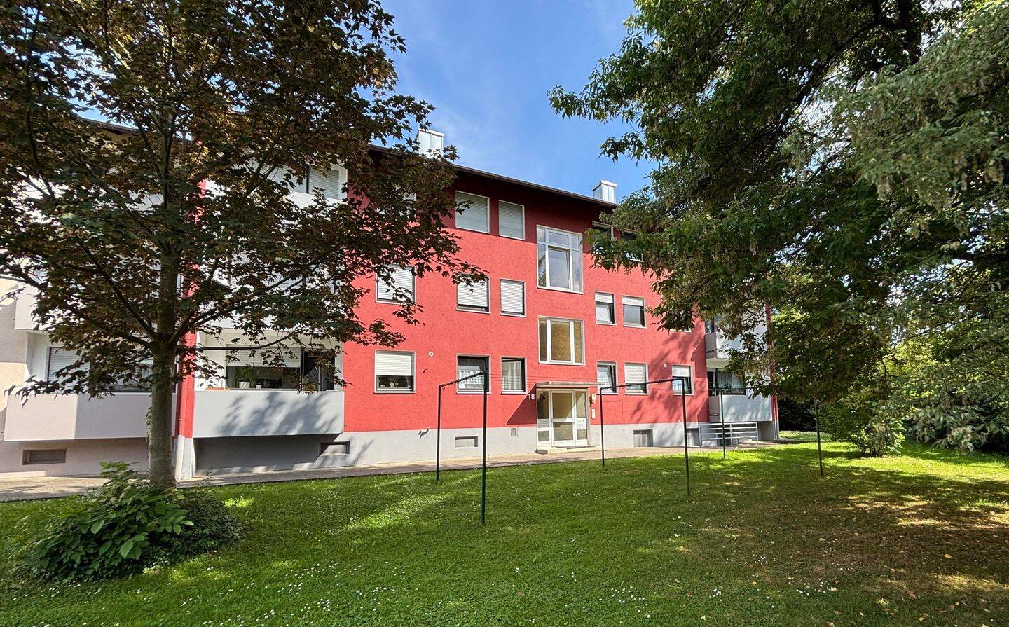 Ein Zuhause zum Verlieben: Komfortable 3,5-Zimmer-Wohnung mit Platz und Grün in Kenzingen, 79341 Kenzingen