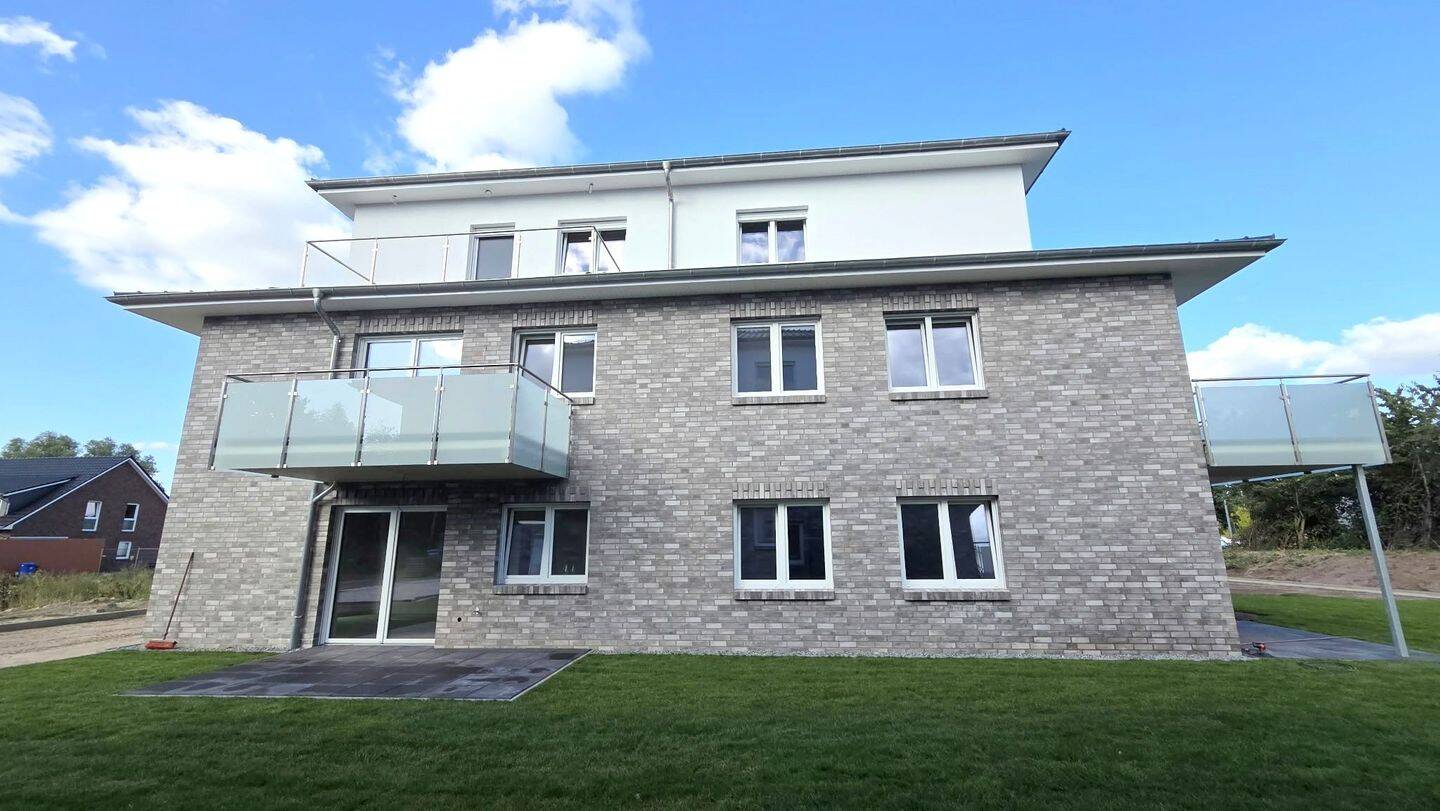 Anspruchsvolles Wohnen in bester Neubauqualität! Barrierefreie 2-Zimmer-Wohnung mit Sonnenbalkon!, 27755 Delmenhorst