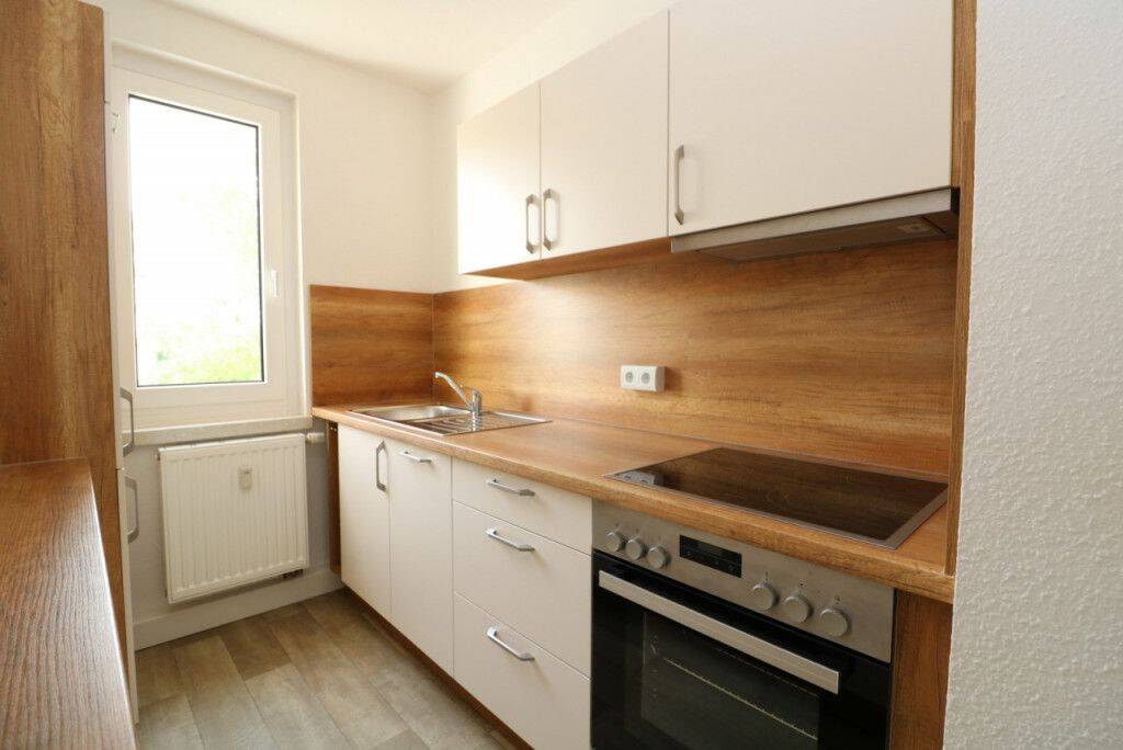 Vom Couch-Potato zum Küchenchef…2-RW mit Einbauküche und Wannenbad!!!, 9599 Freiberg