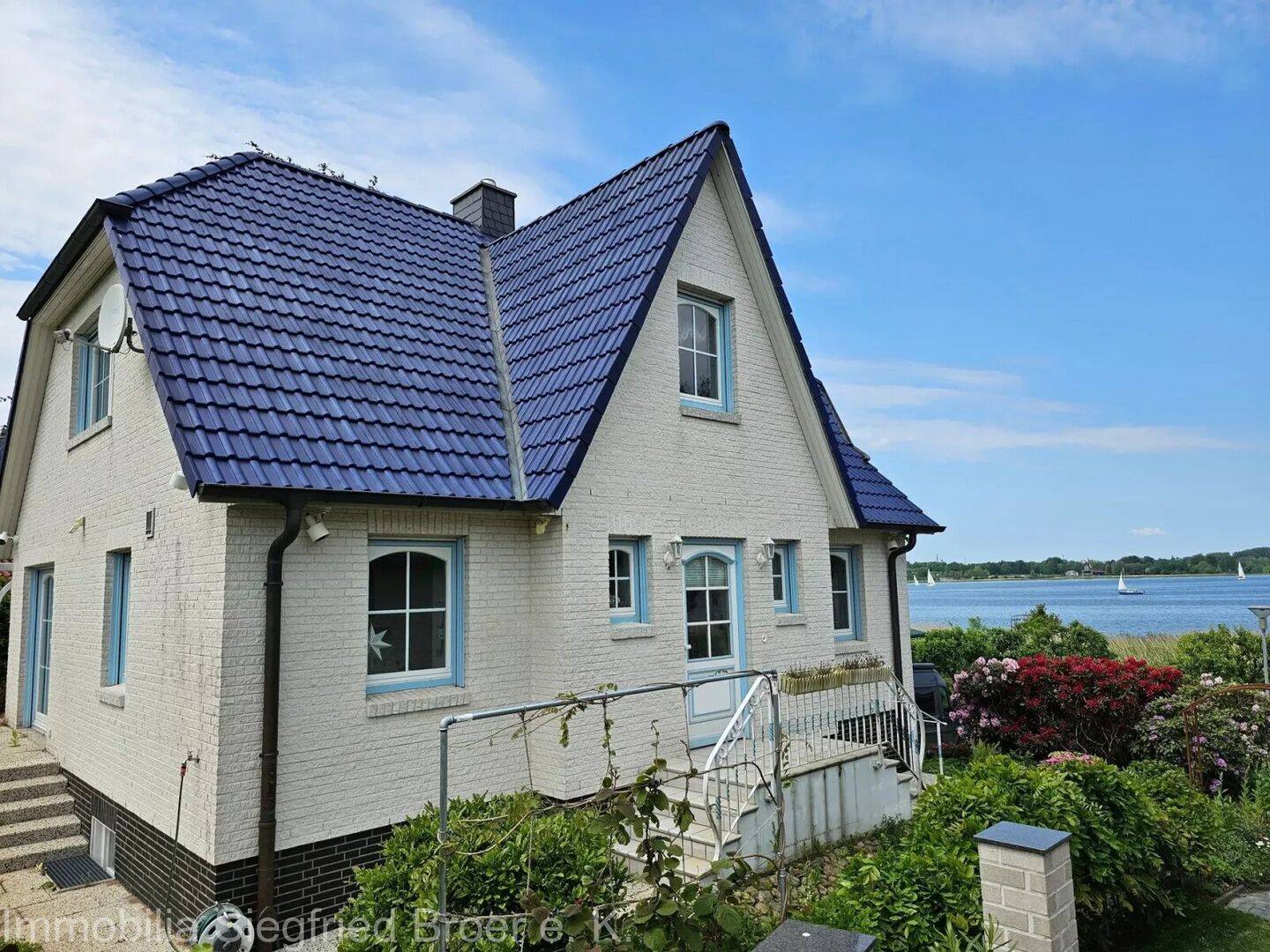 Mit SCHLEIBLICK erwachen * Besonderes Haus mit EIGENEM SCHLEIUFERGRUNDSTÜCK und unverbaubarem Wasserblick, 24857 Fahrdorf