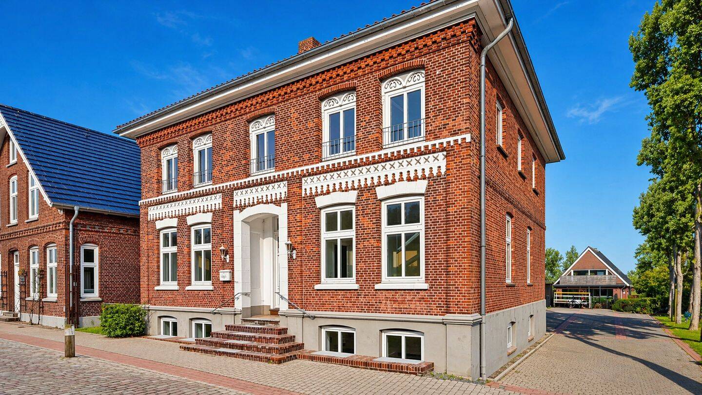 Ein Stück Föhrer Geschichte: Wohn- und Geschäftshaus mit vielseitiger Nutzung, 25938 Wyk auf Föhr