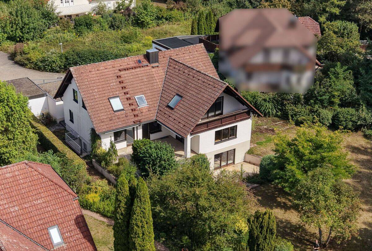 Wohn(t)raum im Grünen! Einfamilienhaus mit optionaler Einliegerwohnung und Hallenbad in Memmelsdorf, 96117 Memmelsdorf