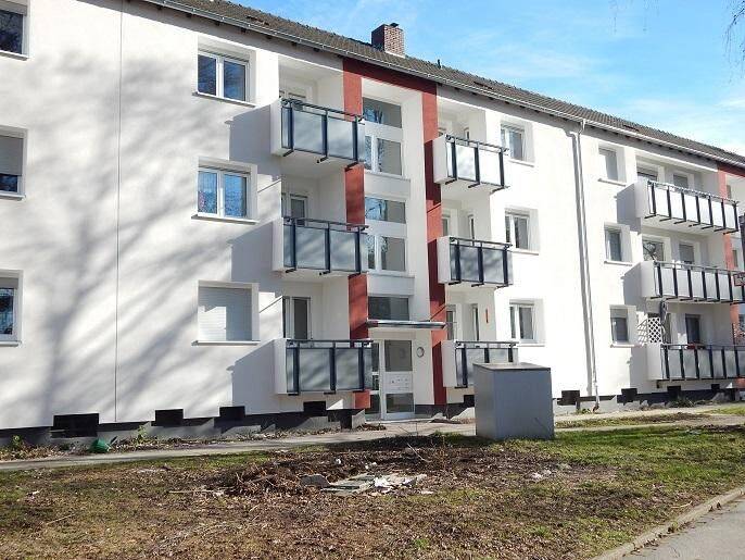 2-Zimmer-Wohnung mit Balkon in modernisiertem Haus!, 44867 Bochum (Höntrop Leithe Sevinghausen Wattenscheid Westenfeld)