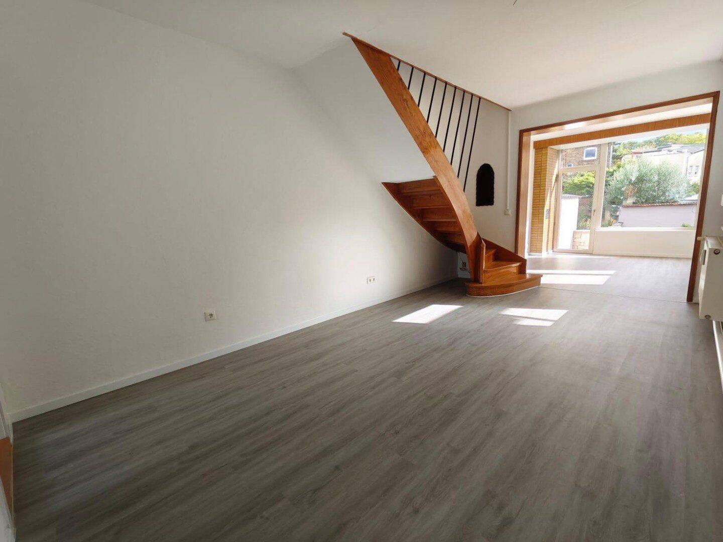 Erstbezug nach umfassender Renovierung: Großzügige 4-Zimmer-Maisonette in Mainz-Mombach, 55120 Mainz (Mombach Neustadt)