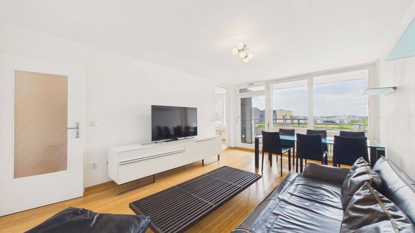 HEGERICH: 3-Zimmer-Wohnung im 7. Obergeschoss mit Balkon & 2 Stellplätzen in Ramersdorf-Perlach, 81735 München (Berg am Laim Ramersdorf-Perlach Trudering-Riem)