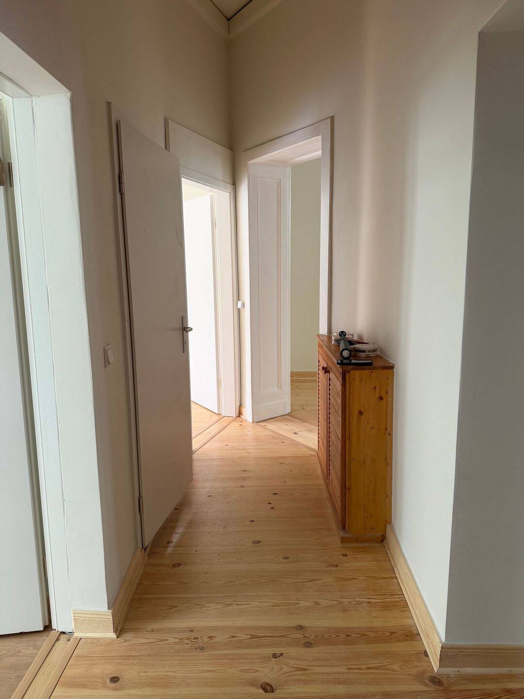 Charmante 3-Zimmer-Altbauwohnung mit Wohnküche & Loggia in Berlin-Friedenau, 12161 Berlin (Steglitz-Zehlendorf Friedenau Steglitz)