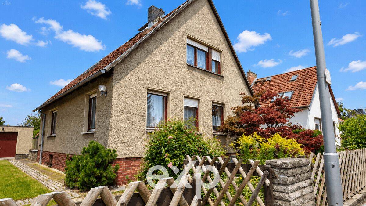 Helles Einfamilienhaus mit großem Garten nahe Friedrichsfelde Ost, 12681 Berlin (Marzahn-Hellersdorf Marzahn)