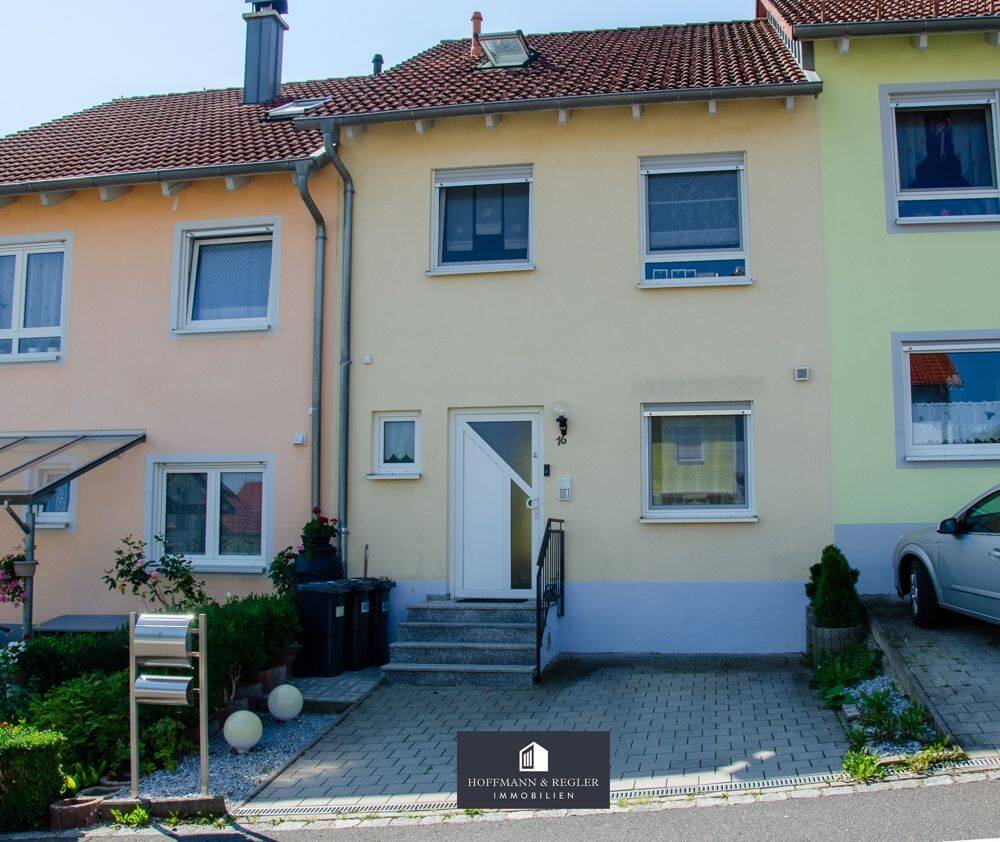 Familienfreundliches Reihenmittelhaus mit Südterrasse, Garten und Stellplatz in Amberg, 92224 Amberg