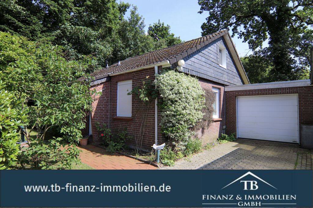 Seltene Gelegenheit – gepflegtes freistehendes Haus im Ferienpark Hage mit Gestaltungspotenzial, 26524 Hage
