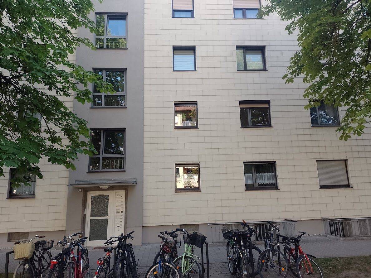modernisierte 3-Zimmer Wohnung im Ostenviertel, 93055 Regensburg (Brandlberg-Keilberg Burgweinting-Harting Innenstadt Ostenviertel Schwabelweis)