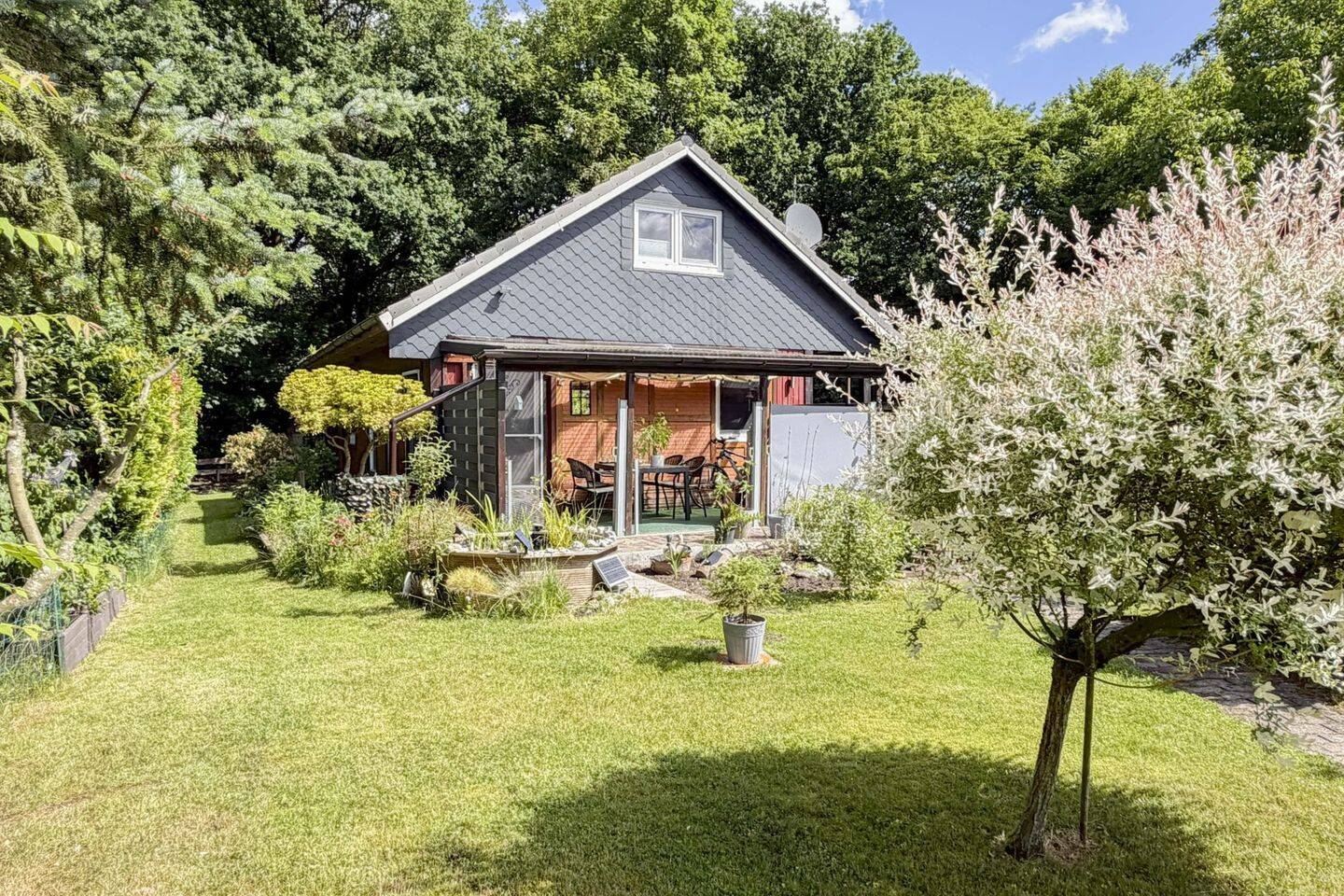 Eigenheim mit ca. 72,92 m² wohnlich nutzbarer Fläche, Garten und Stellplatz in ruhiger Randlage, 24594 Hohenwestedt