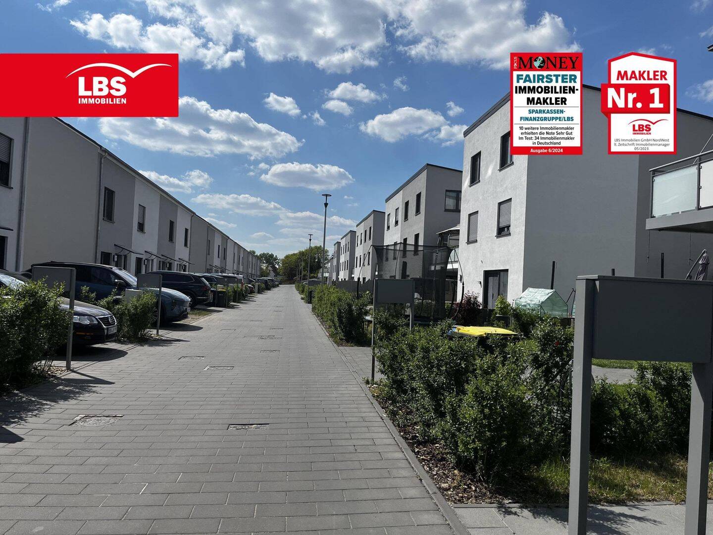 Stadthaus mit 5 Zimmern, Terrasse, Balkon + Stellplatz, 12621 Berlin (Marzahn-Hellersdorf Hellersdorf Kaulsdorf)