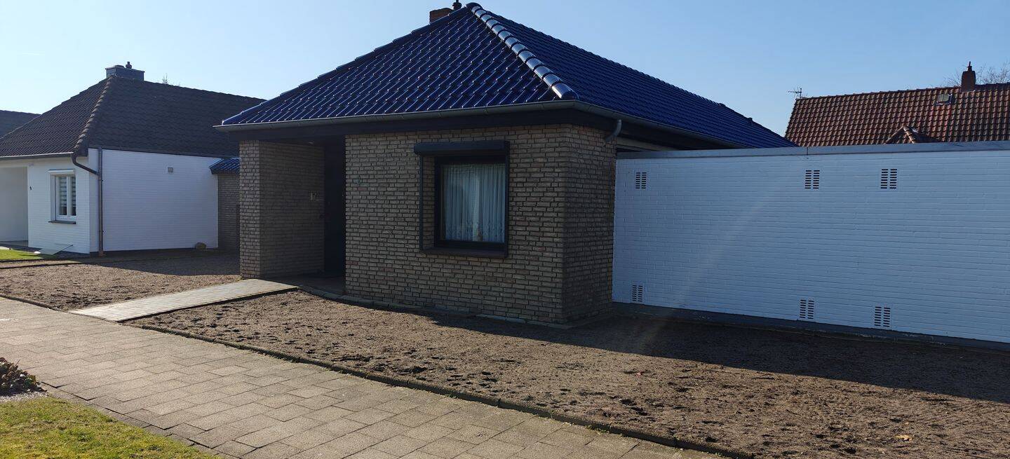 Walmdachbungalow in ruhiger Nebenstraße, 27755 Delmenhorst