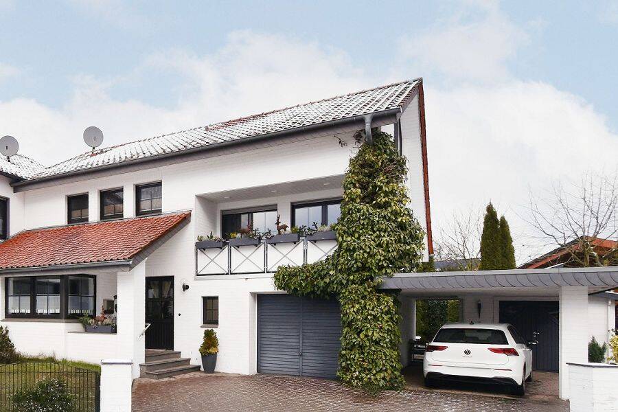 Attraktives Einfamilienhaus in Split-Level-Bauweise in Versmold!, 33775 Versmold